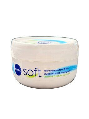 NIVEA Soft Refreshingly Soft Moisturizing Cream 6.8oz Jar